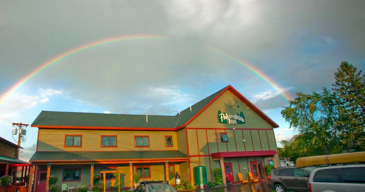 Adventure Inn Ely Ngoại thất bức ảnh